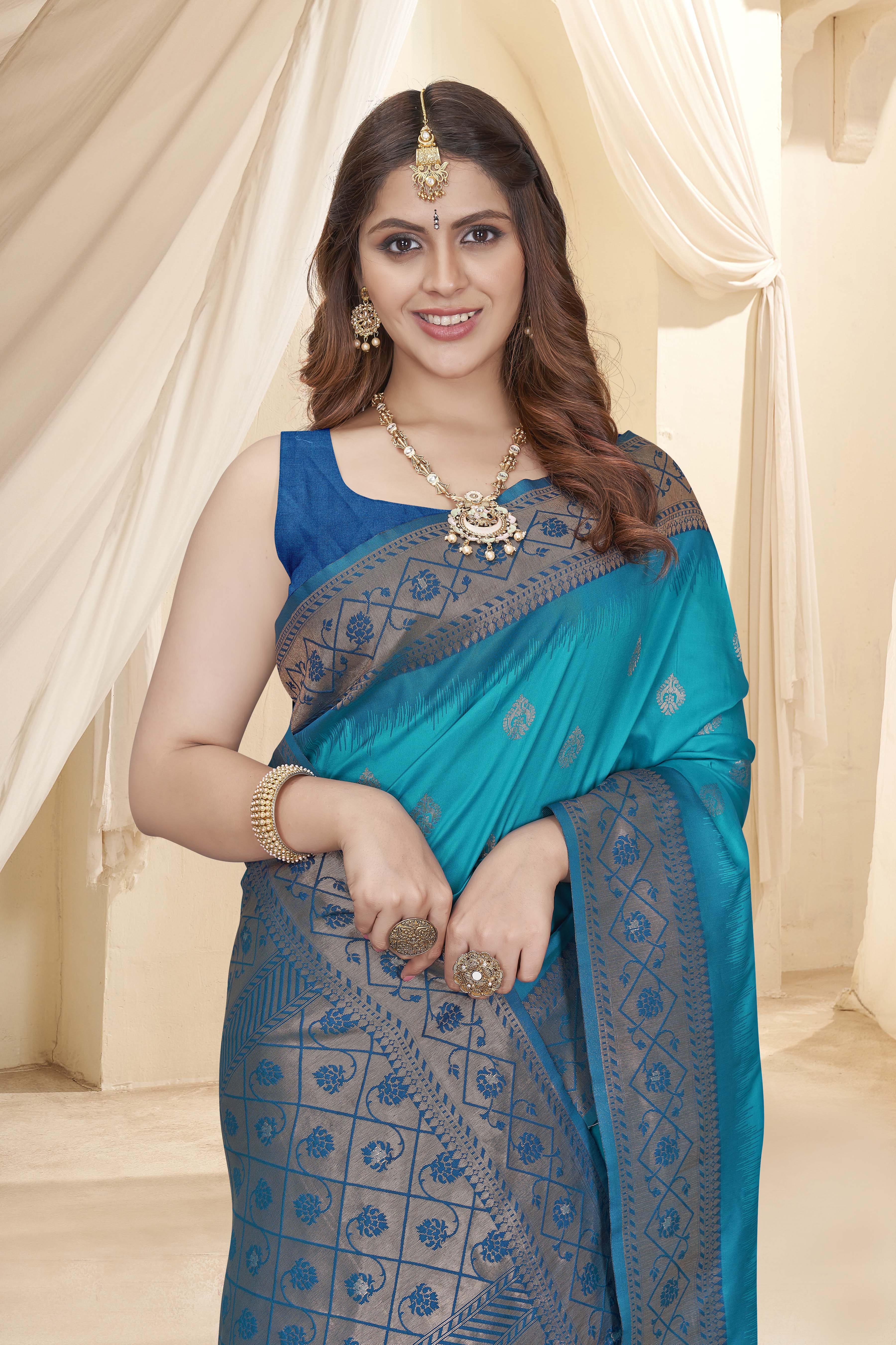 Luxuries Pure Silk Blue Color Saree