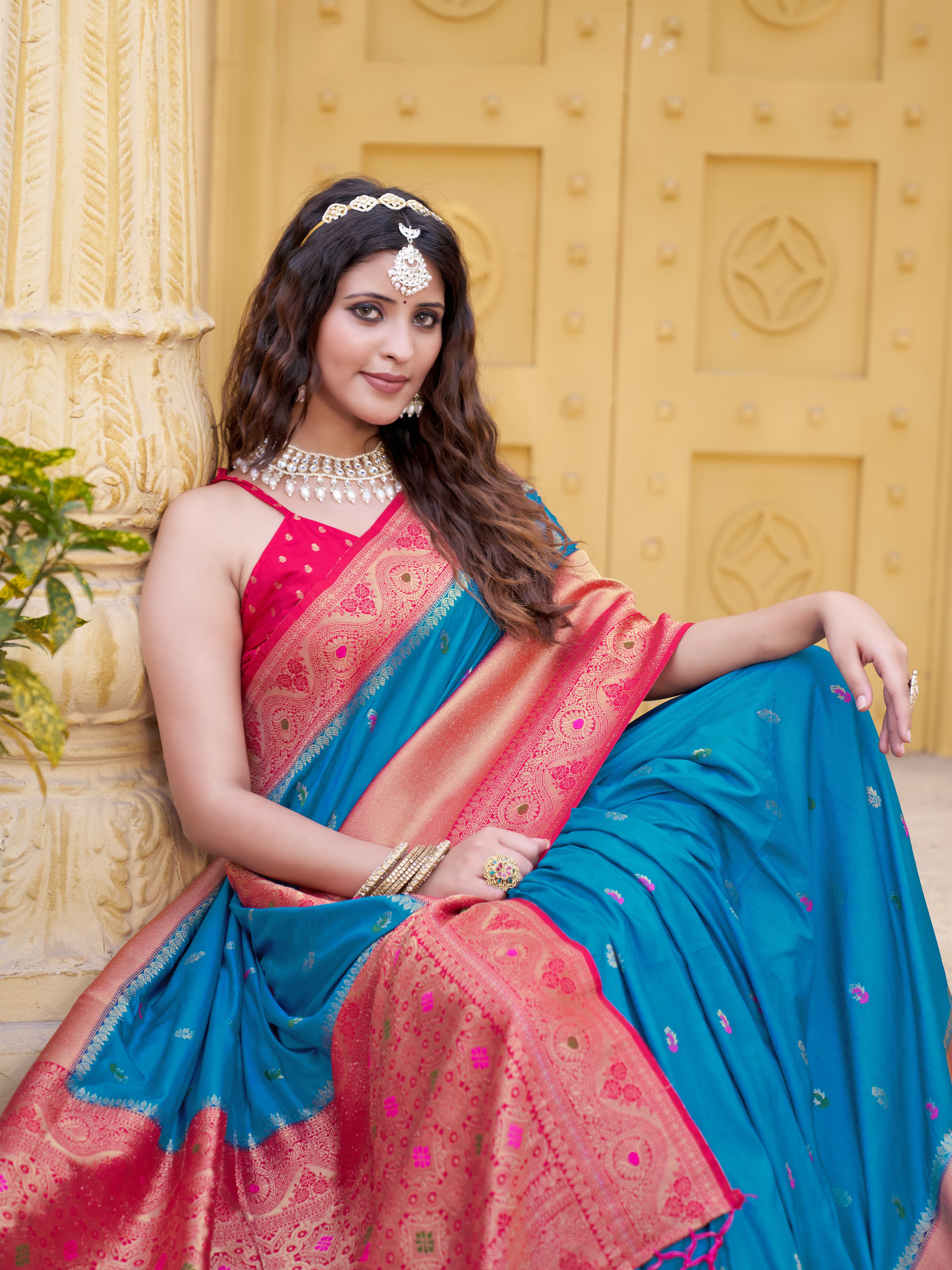 Glamorous  Stylish Silk Saree