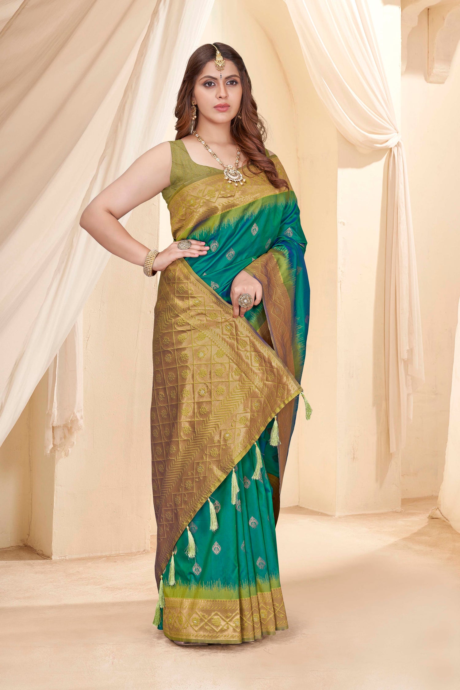 Dark Green Wedding Wear Pure Silk Saree