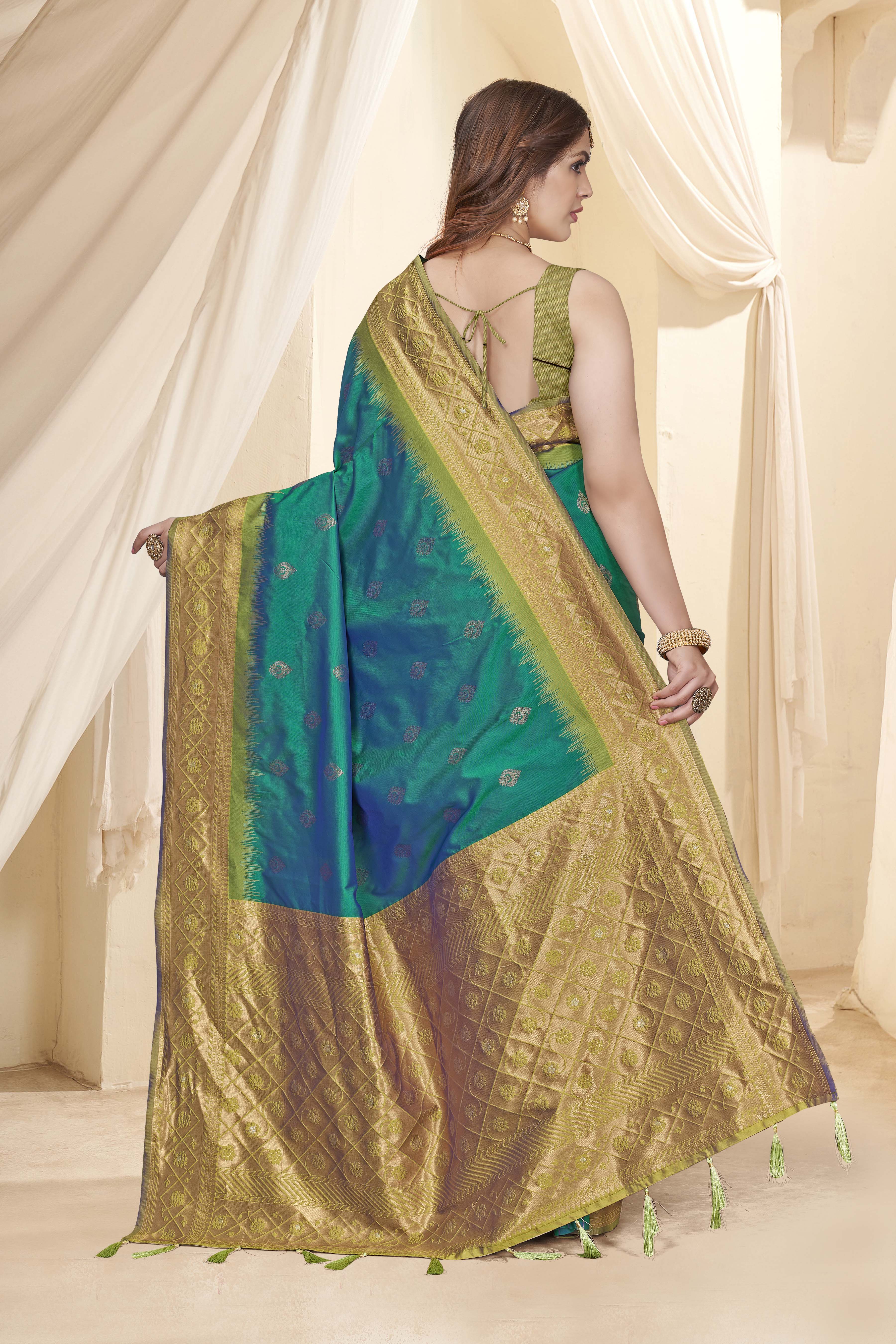 Dark Green Wedding Wear Pure Silk Saree