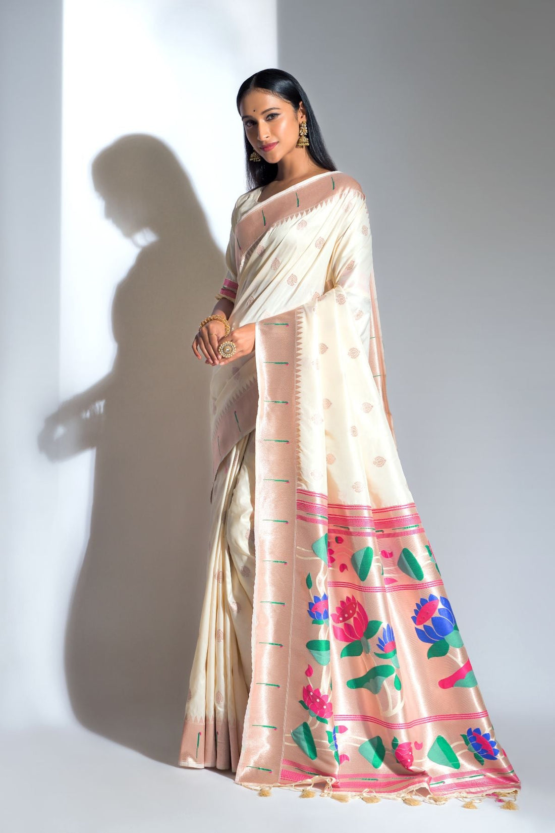 Stylish Off White Banarasi Silk Paithani Saree