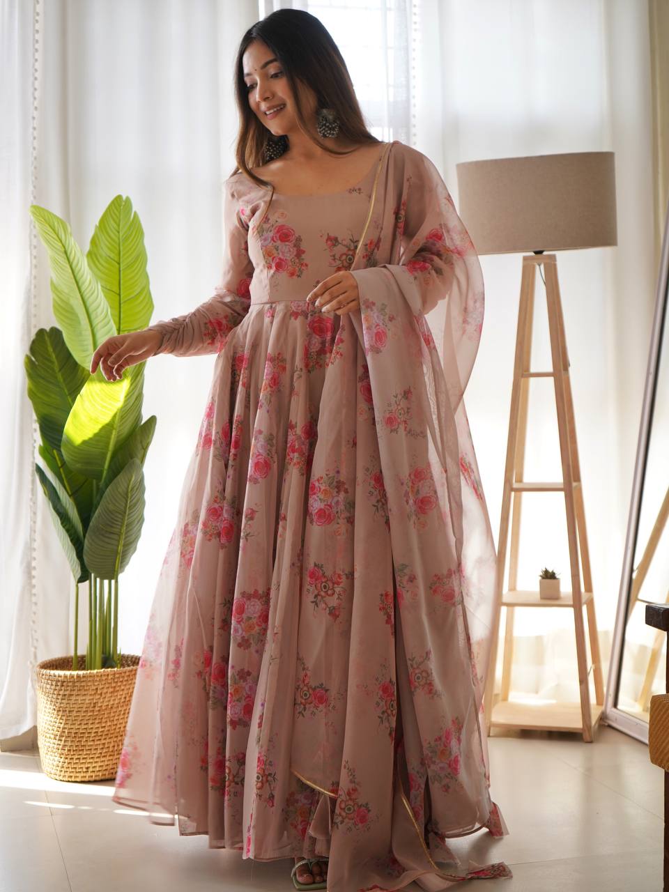 New Arrival Trading Organza Silk Gown Suit