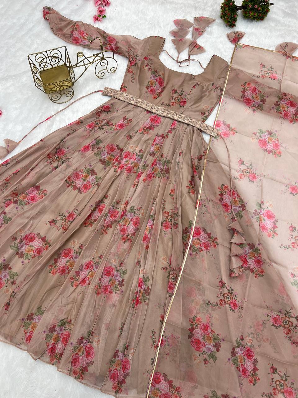 New Arrival Trading Organza Silk Gown Suit