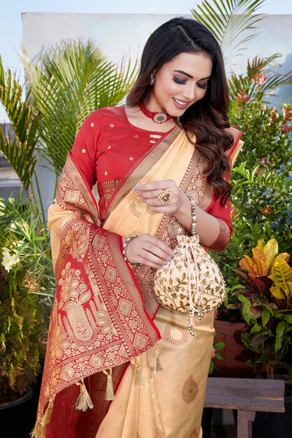 Latest Soft Khicha Silk Gold Color Saree