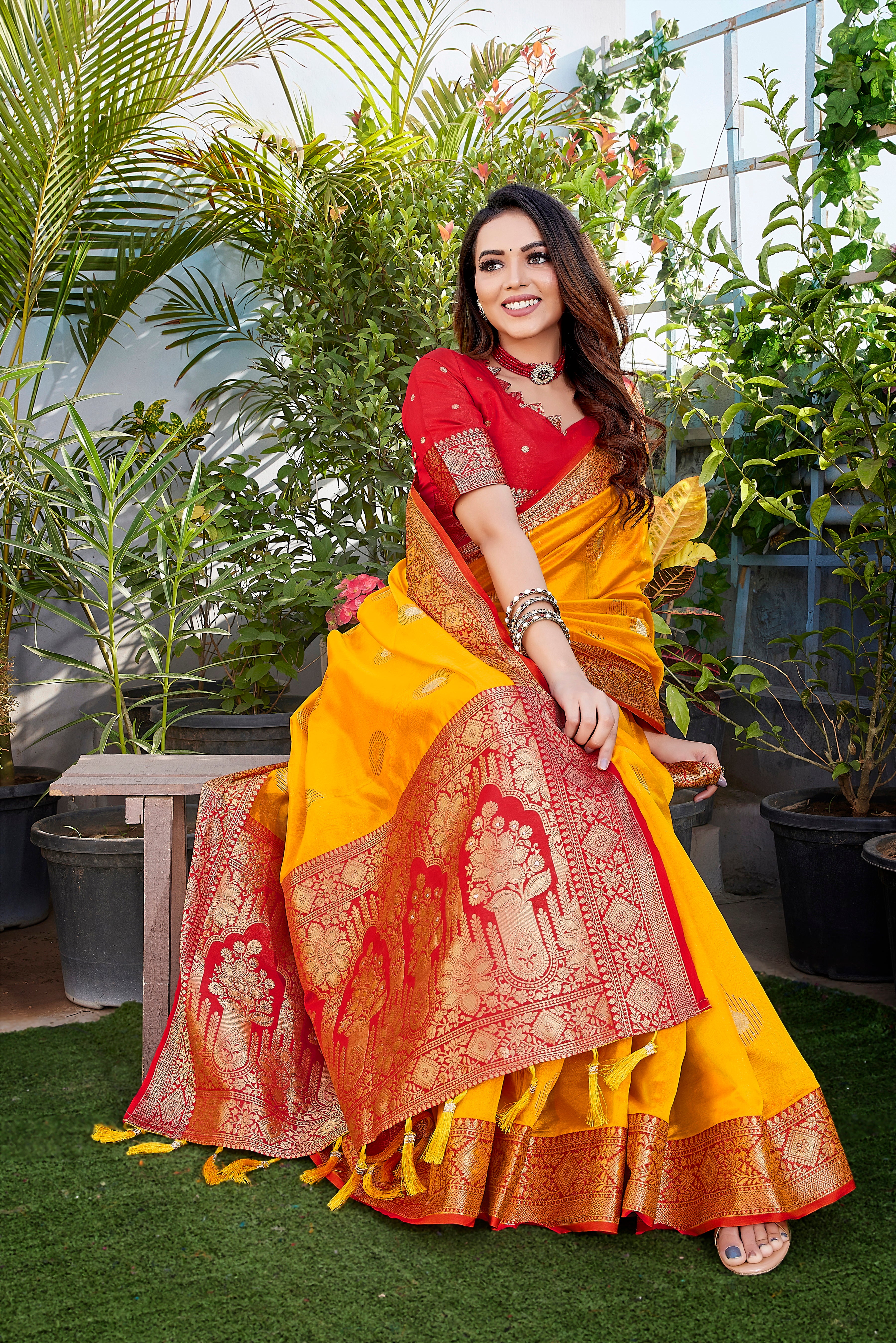 Yellow Designer Khicha Silk Soft Saree