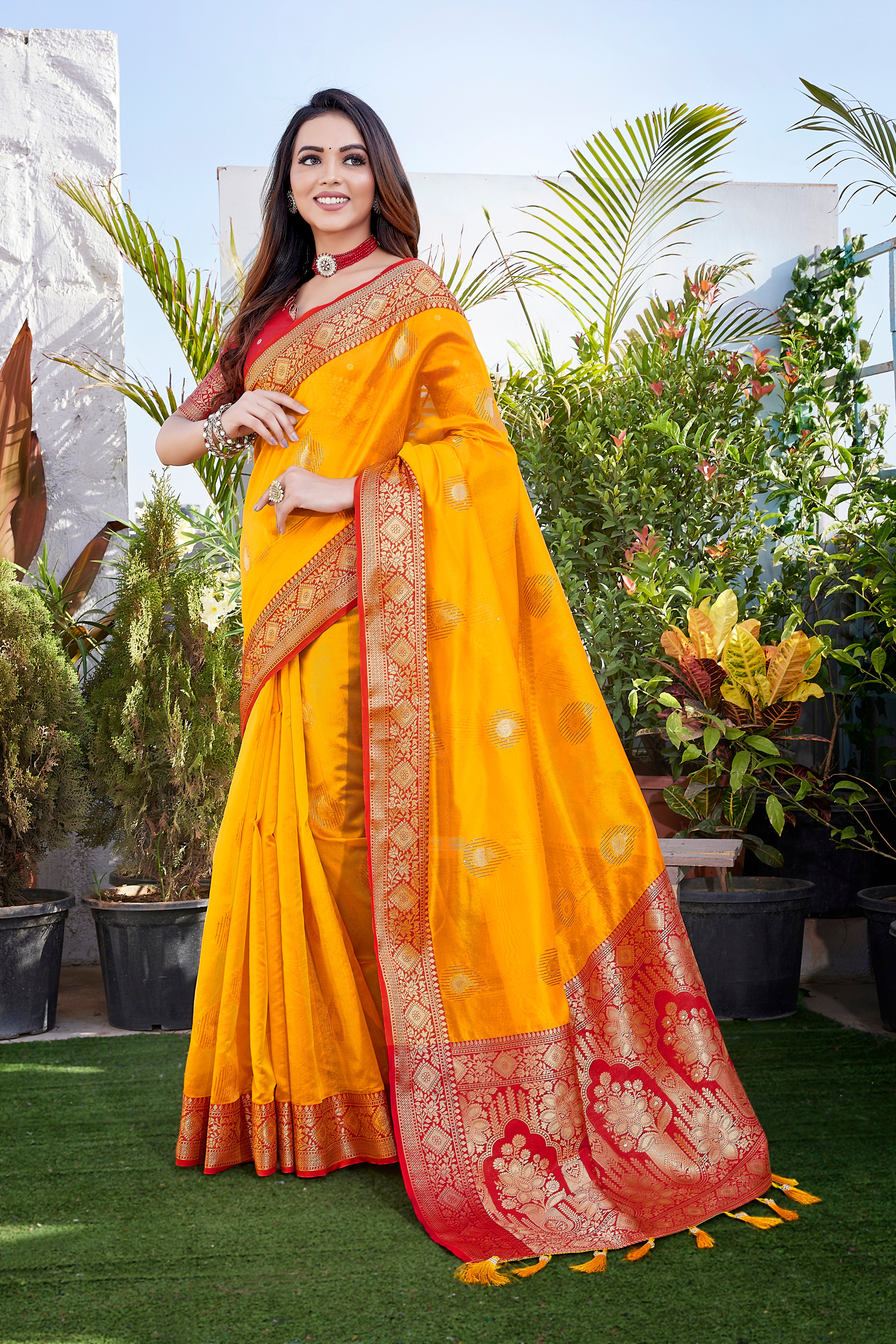 Yellow Designer Khicha Silk Soft Saree