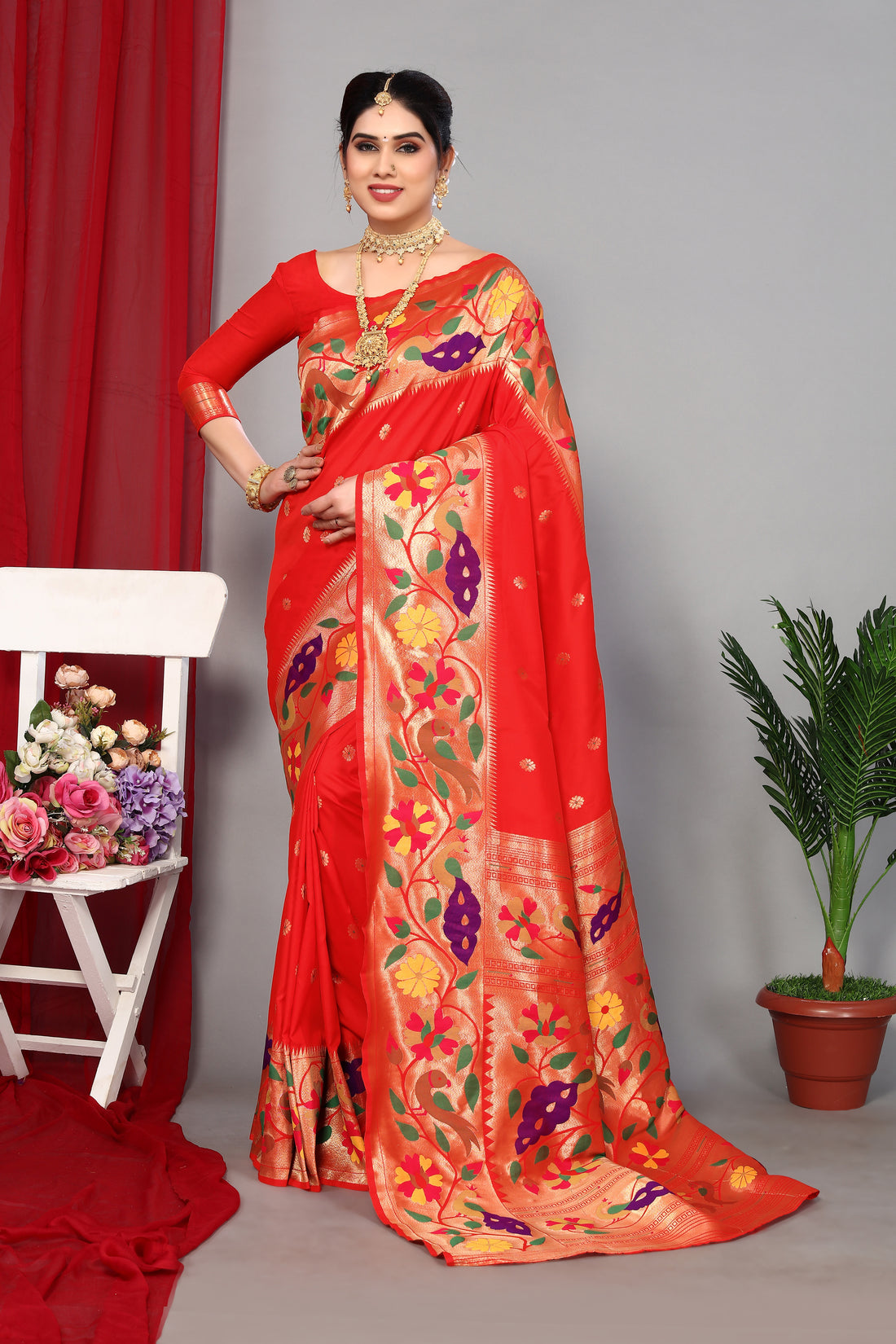 Beautiful Red Color Paithani Silk Sareer