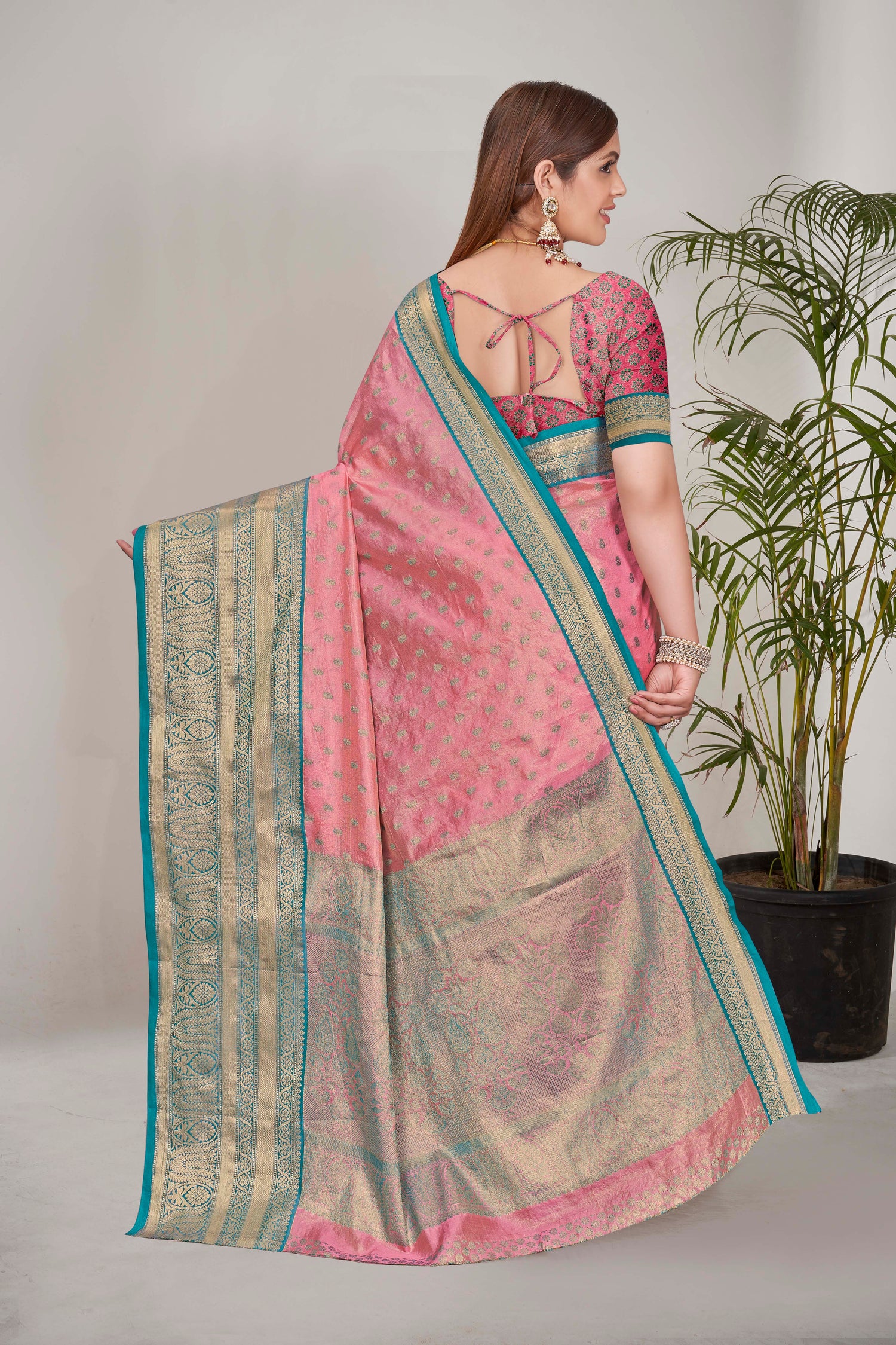 Casual Wear Tissue Silk Trading Saree