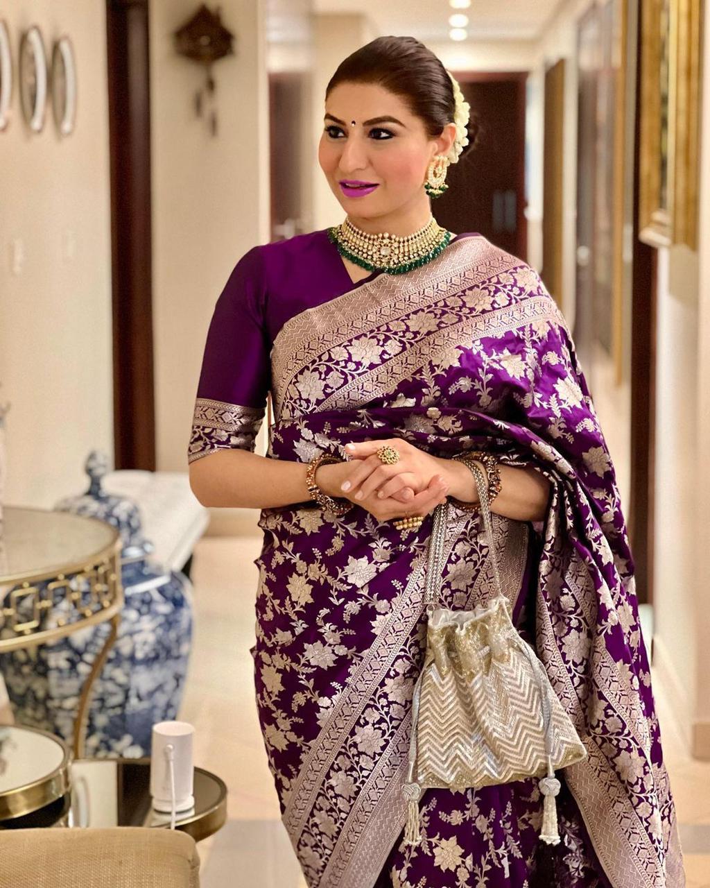 New Purple Color Banarasi Silk Saree With Zari Border