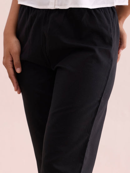 Mid-Rise Cropped Cotton Pant Trousers (Black)