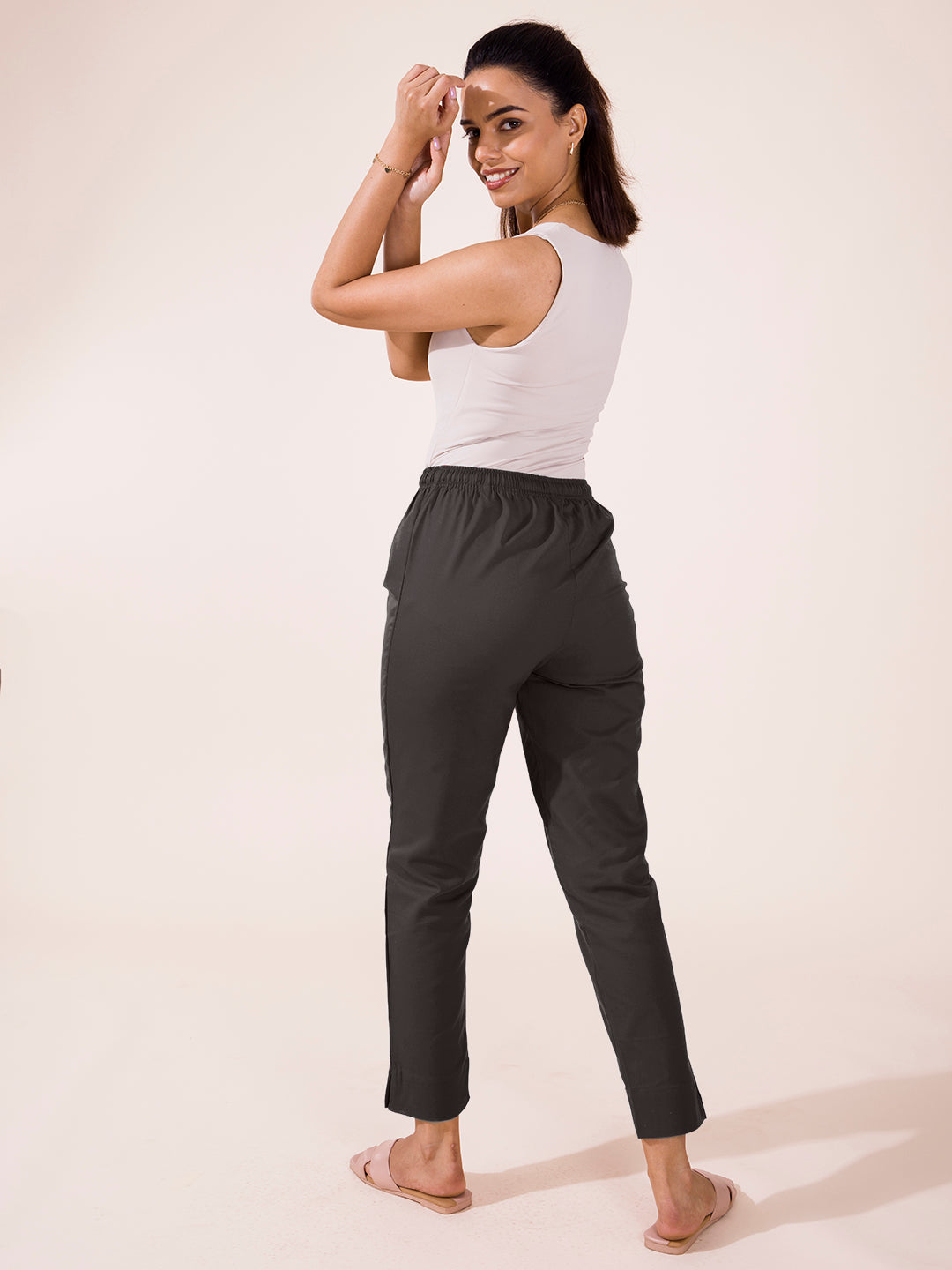 Mid-Rise Cropped Cotton Pant Trousers (Grey)