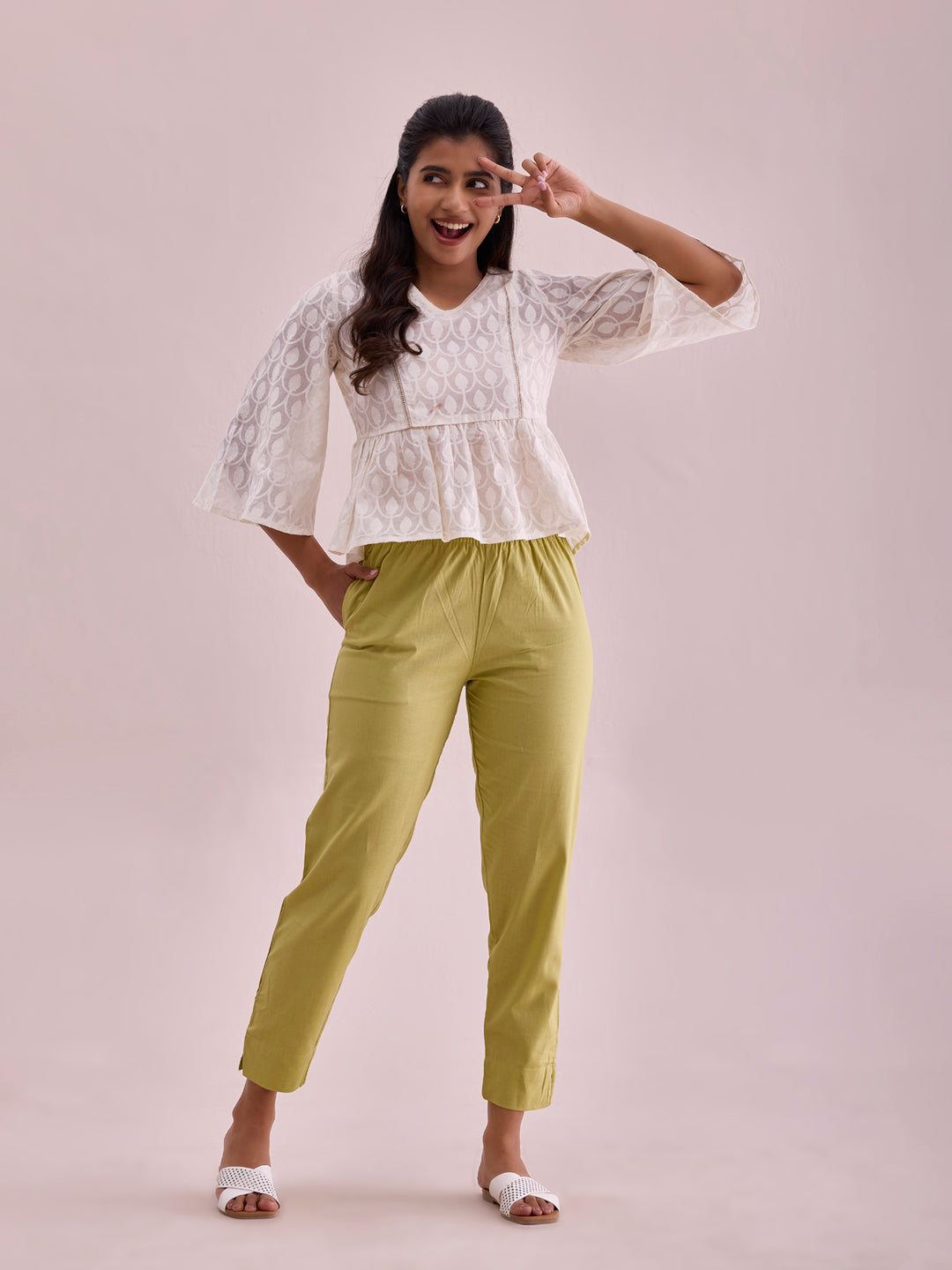 Mid-Rise Cropped Cotton Pant Trousers (Light Pista)