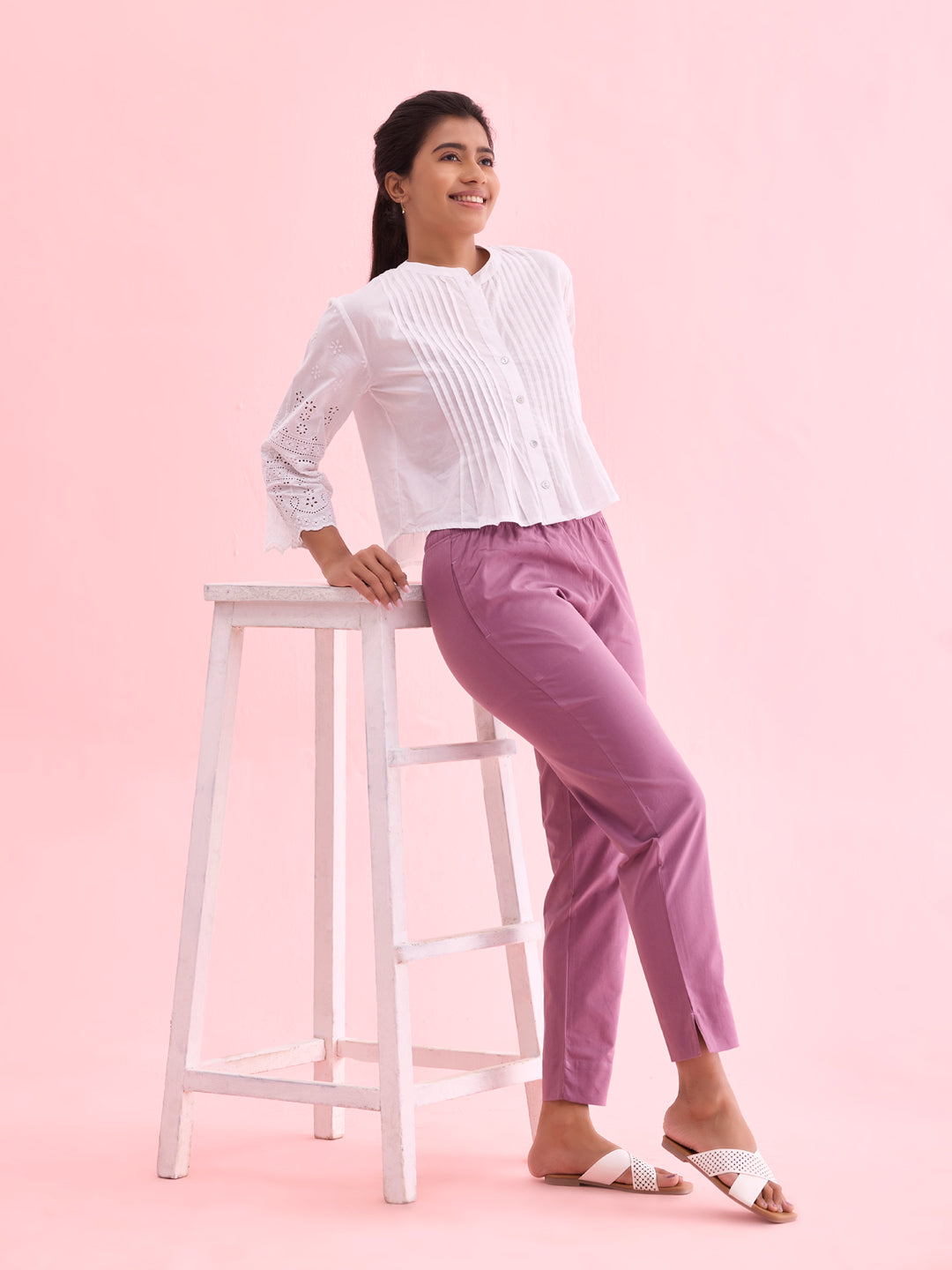 Mid-Rise Cropped Cotton Pant Trousers (Lilac)