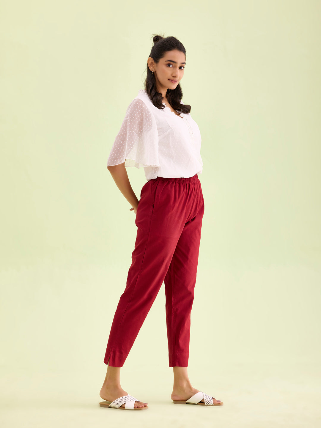 Mid-Rise Cropped Cotton Pant Trousers (Maroon)