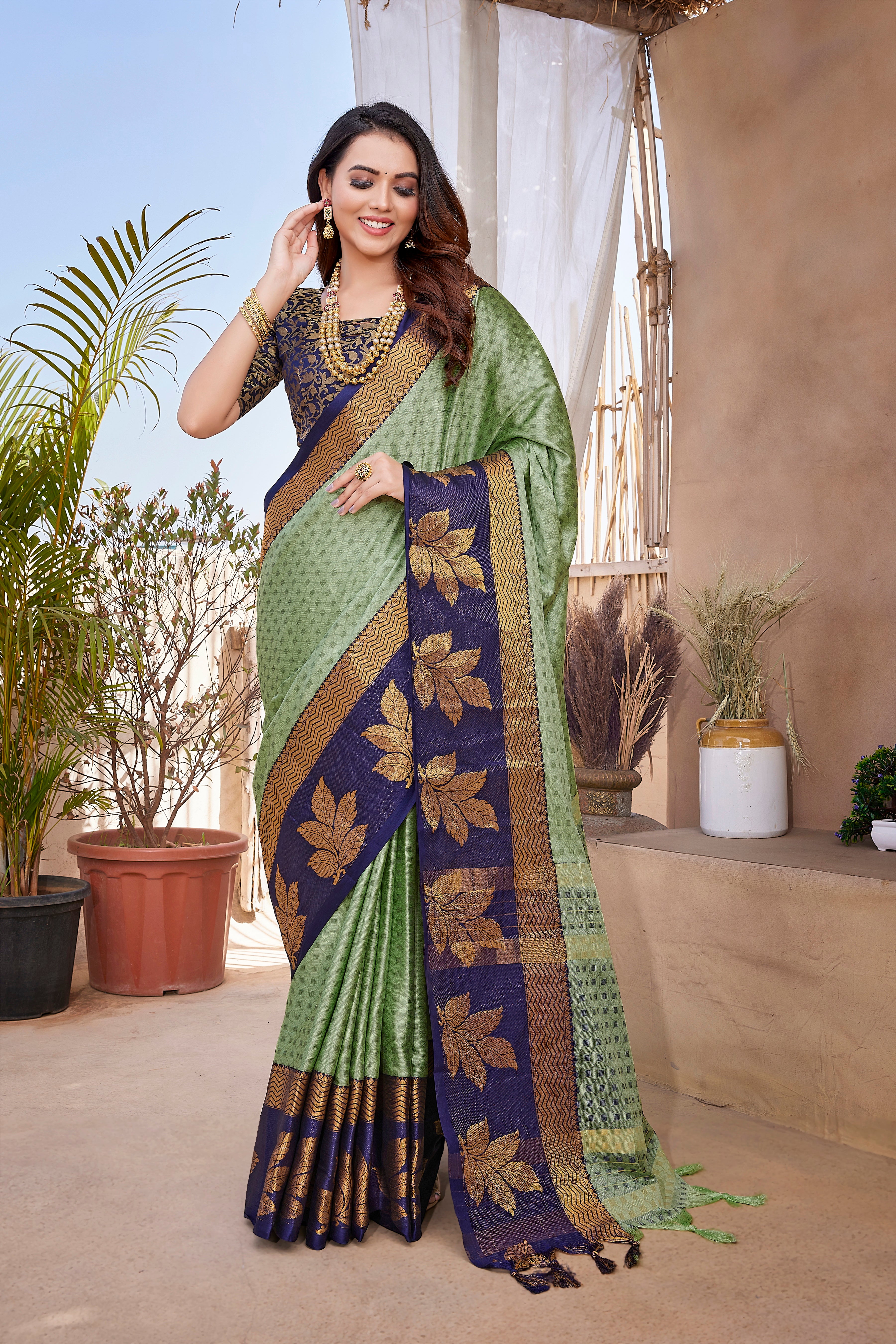 Beautiful  Crafted  Aura Silk Saree