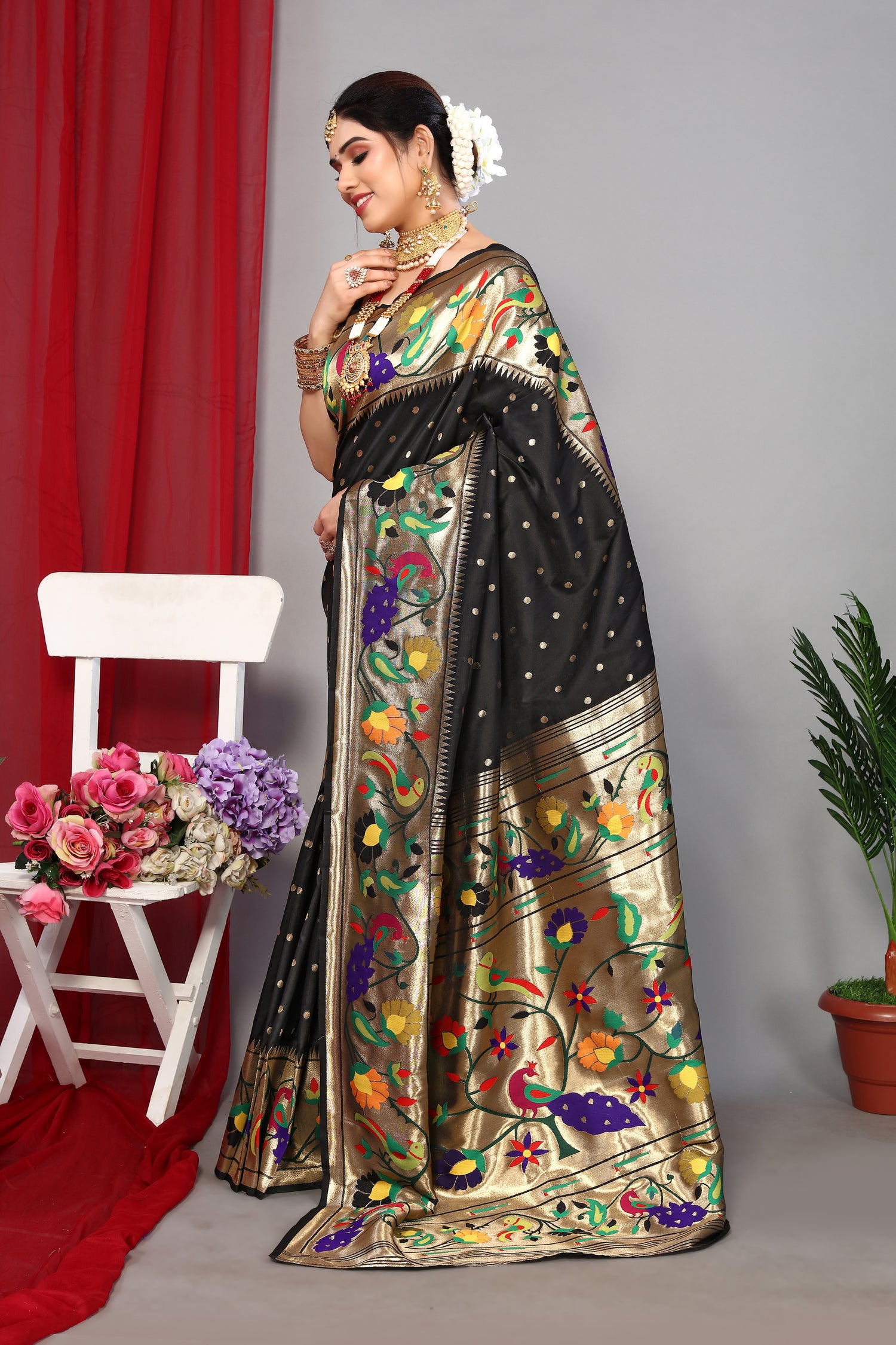 Graceful Black color Paithani Silk Soft Saree