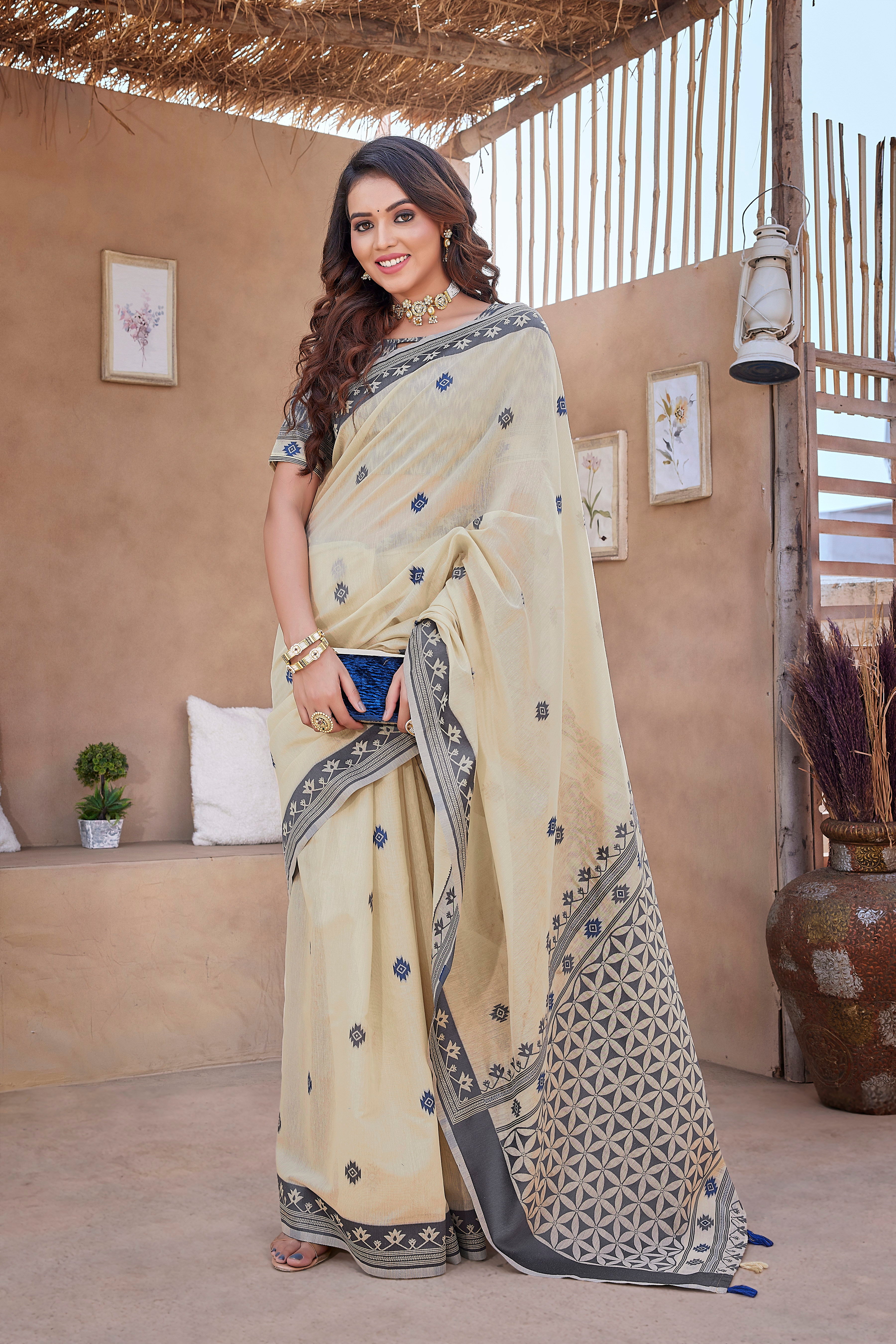 Handloom Cotton Silk Fancy  Cream Saree