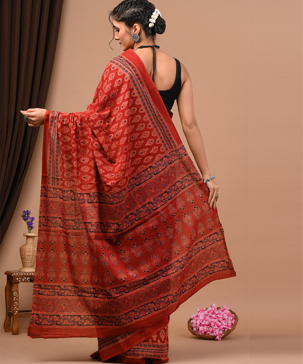 Designer Red Color Handloom Linen Saree