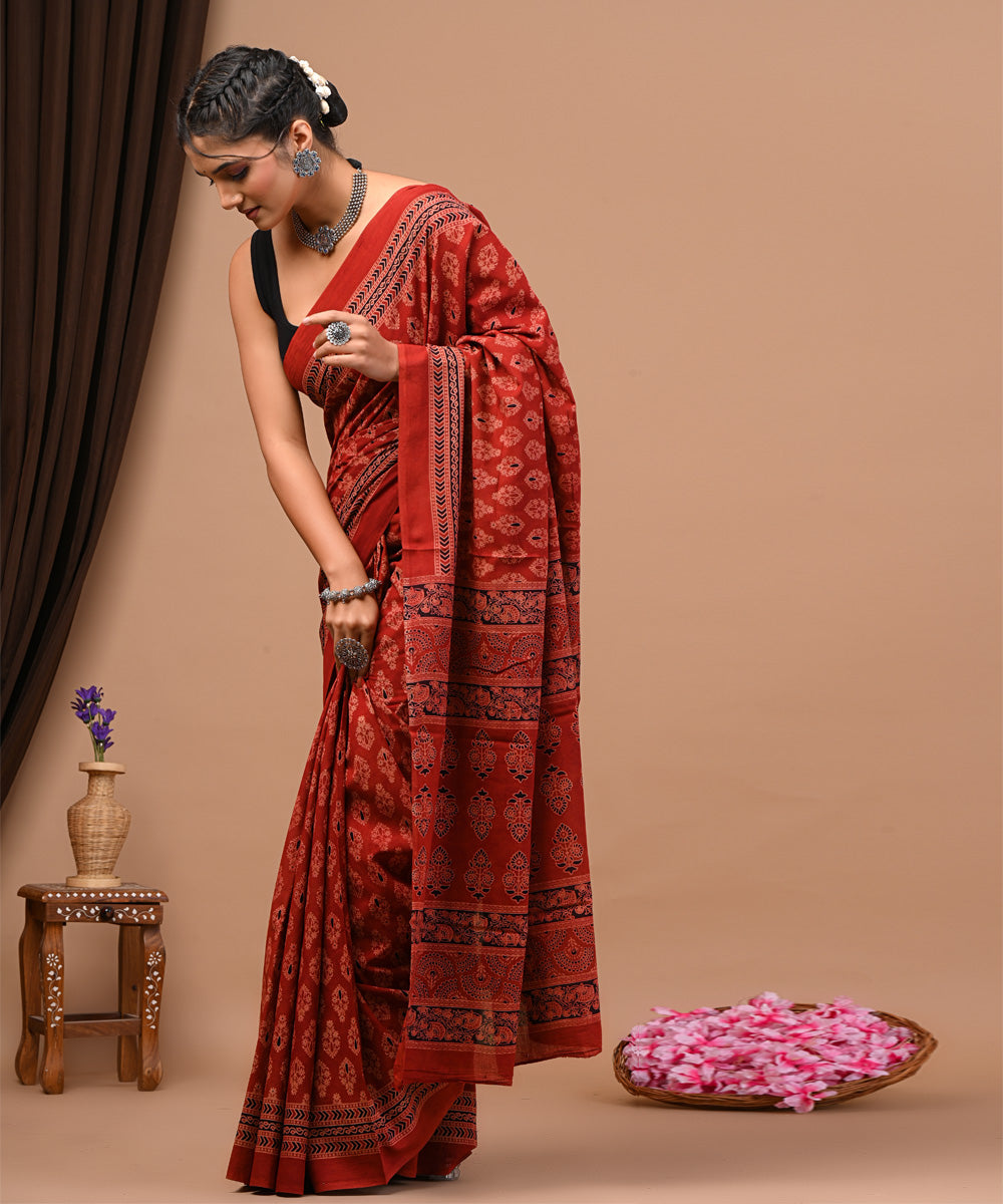 Designer Red Color Handloom Linen Saree